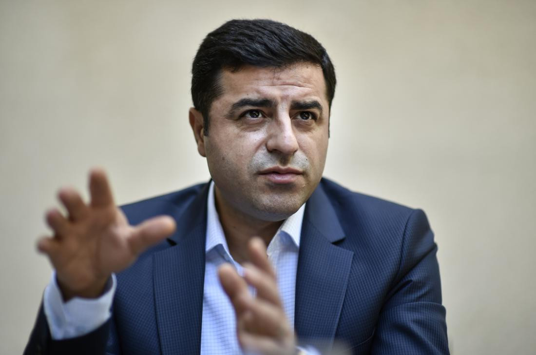 Τουρκία: Δεν άφησαν τον Ντεμιρτάς να πάει στο δικαστήριο επειδή αρνήθηκε να φορέσει χειροπέδες
